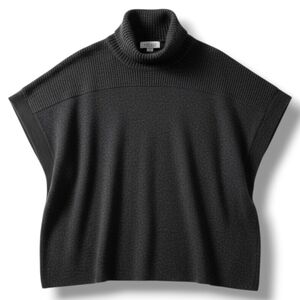 NWOT Velvet by Graham & Spencer Quinny 100% Cashmere Oversized Poncho, Size XS